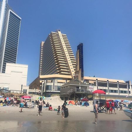 Beachfront 2Br 3Ba Condo By Cozysuites Atlantic City Exterior photo