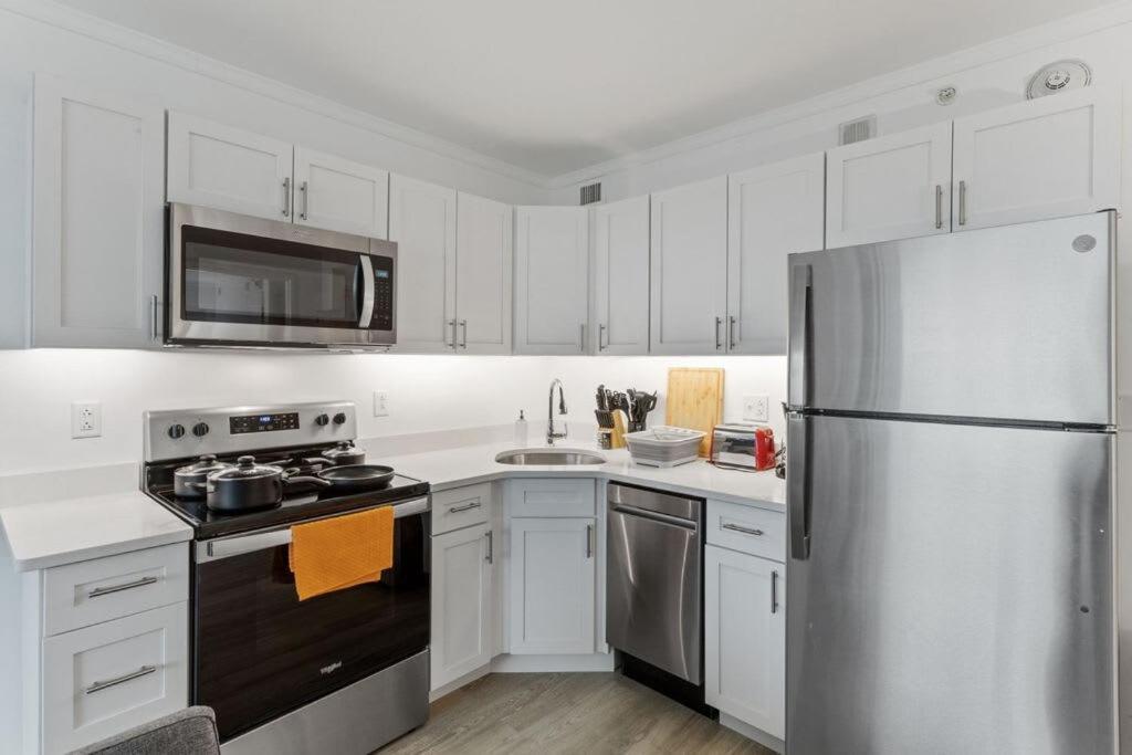 Beachfront 2Br 3Ba Condo By Cozysuites Atlantic City Exterior photo