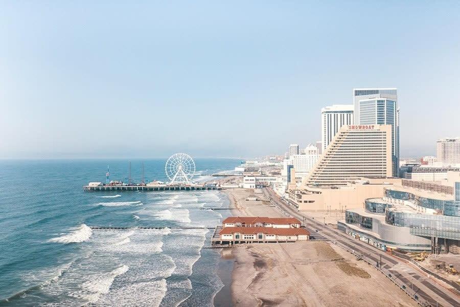 Beachfront 2Br 3Ba Condo By Cozysuites Atlantic City Exterior photo